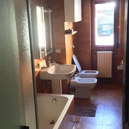 Residenza In Zona Pontedilegno T02034